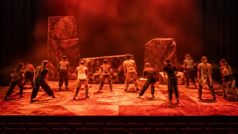 Al Teatro Verga di Catania la prima nazionale di «L.A.V.A.», danza contemporanea e coproduzione internazionale